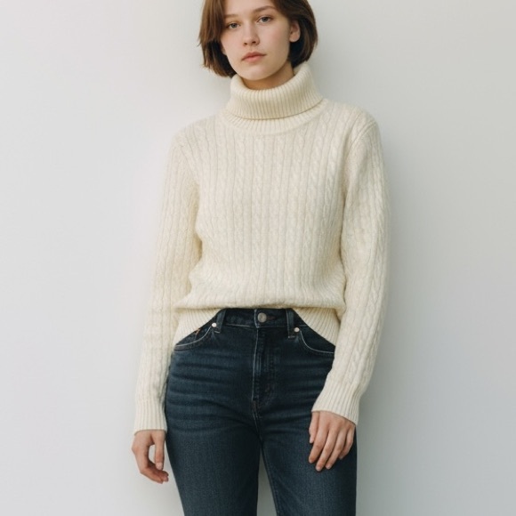 Moda International Cable Knit Wool Blend Turtleneck Sweater Women’s Size Medium - Picture 3 of 11